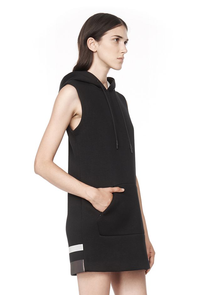 scuba short gowns