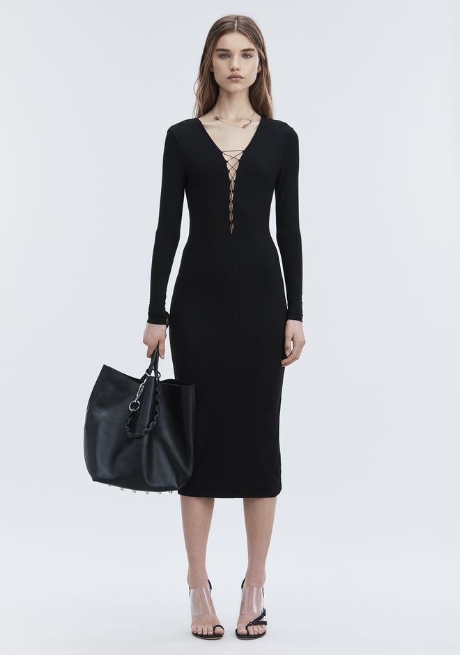 Alexander wang dresses An offshoot of the wunderkind designer’s flagship collection, T by Alexander Wang marries its parent label’s edge with a distinctly off-duty aesthetic. Stand out weekend wear s include fit ted bodysuits, knit maxi dresses, and oversized sweatshirts.